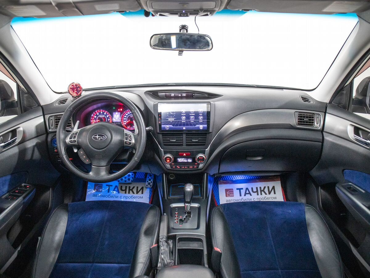 Subaru Forester 2011 - фото автомобиля