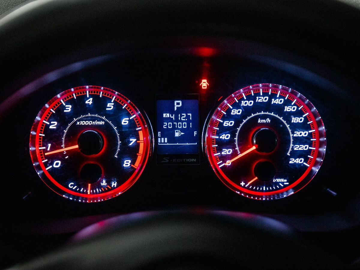 Subaru Forester 2011 - фото автомобиля