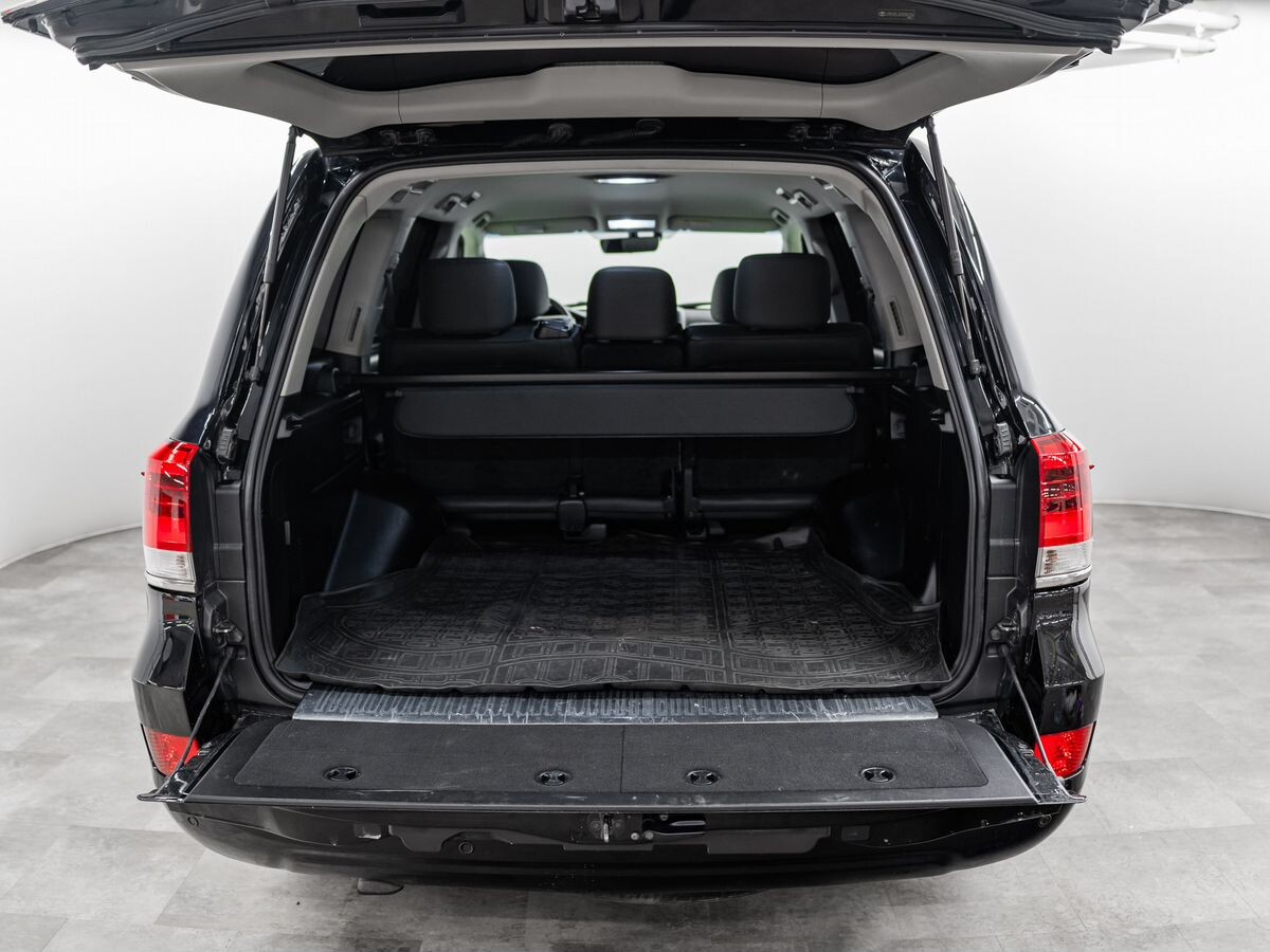Toyota Land Cruiser 2019 - фото автомобиля