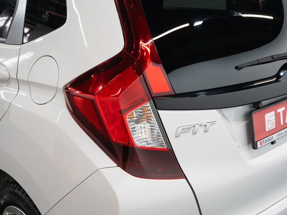 Honda Fit 2019 - фото автомобиля