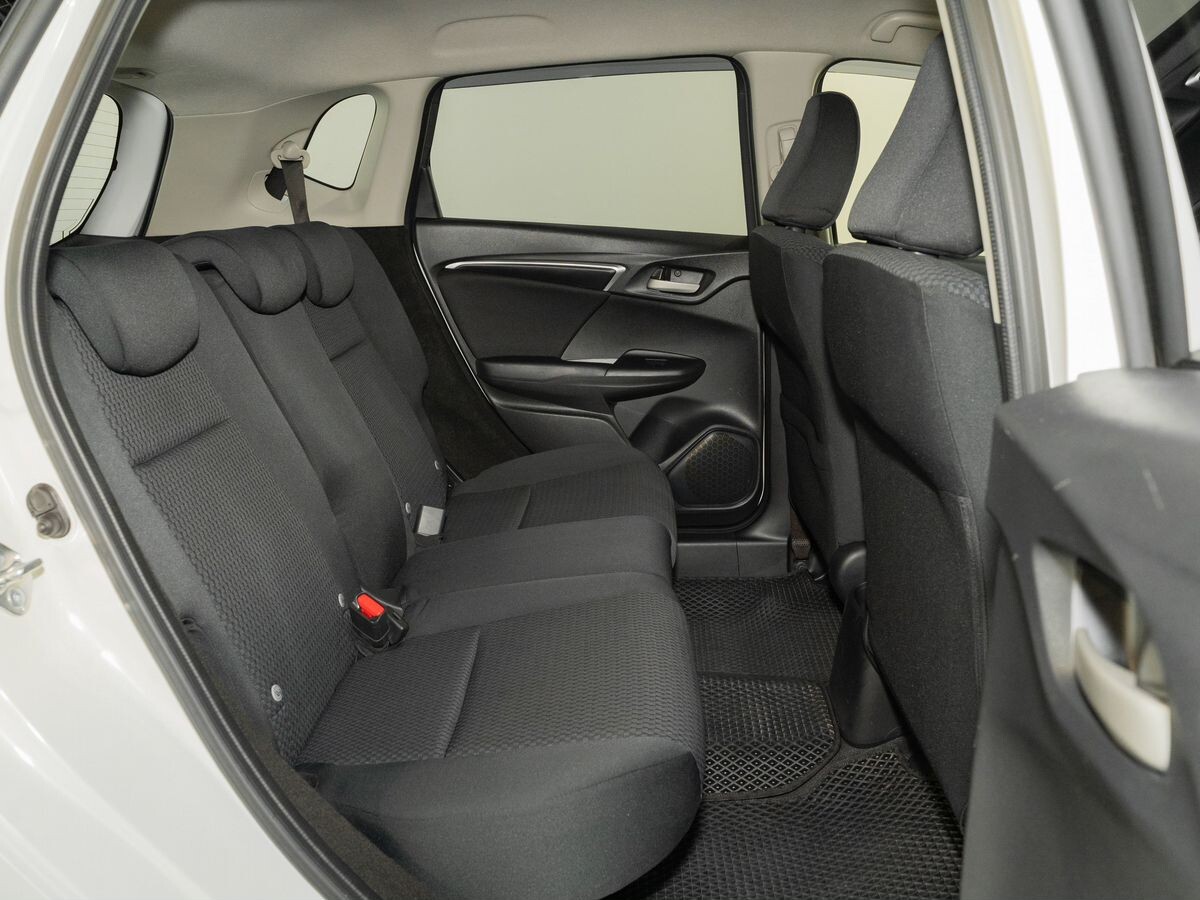 Honda Fit 2019 - фото автомобиля