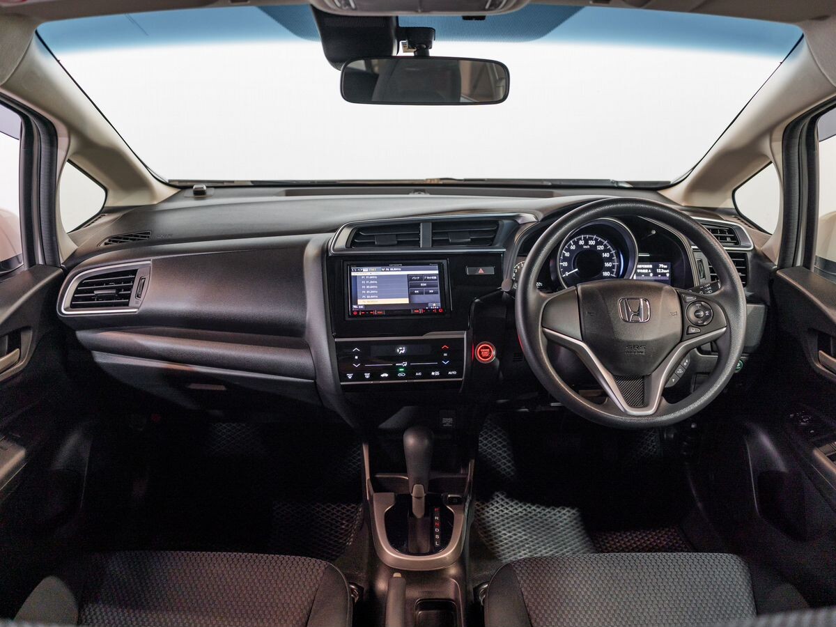 Honda Fit 2019 - фото автомобиля