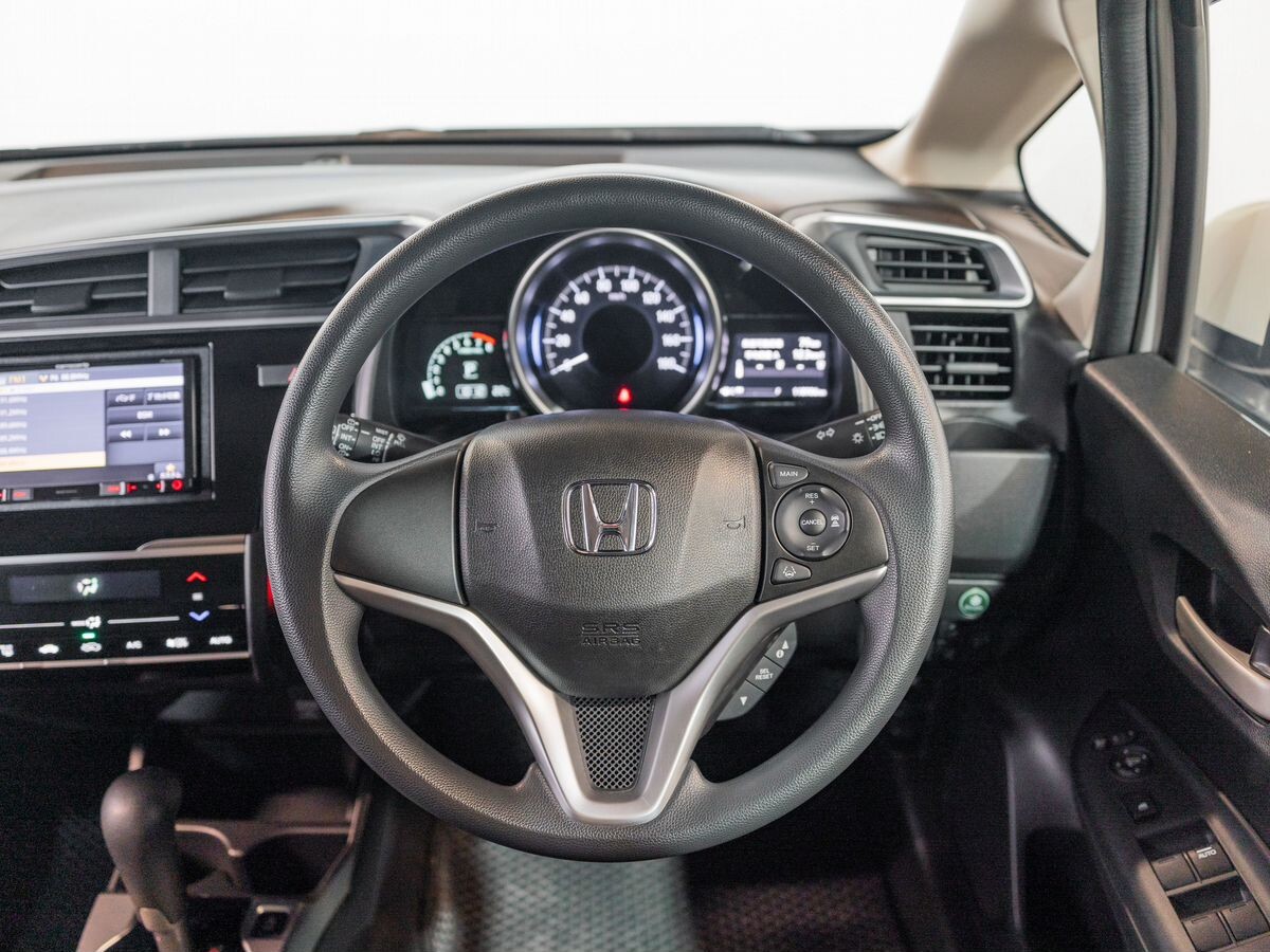 Honda Fit 2019 - фото автомобиля