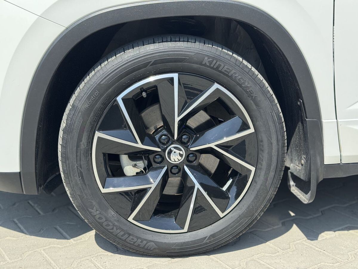 Skoda Kamiq 2022 - фото автомобиля