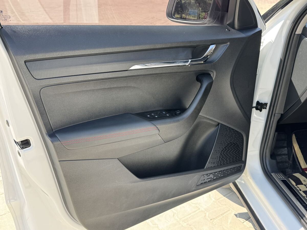 Skoda Kamiq 2022 - фото автомобиля