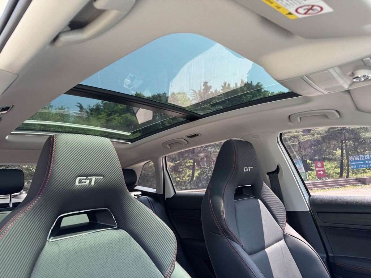 Skoda Kamiq 2022 - фото автомобиля