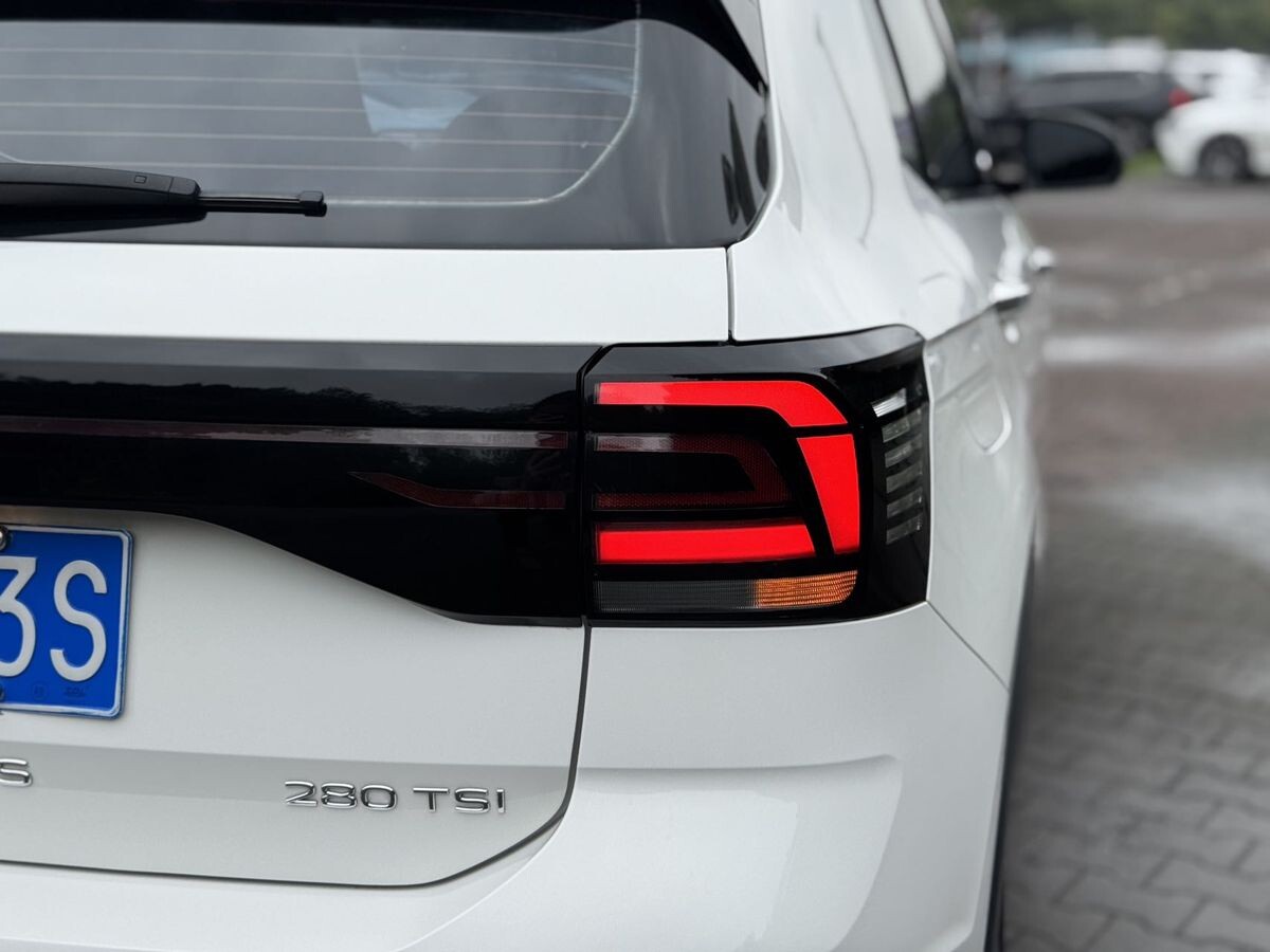 Volkswagen T-Cross 2022 - фото автомобиля