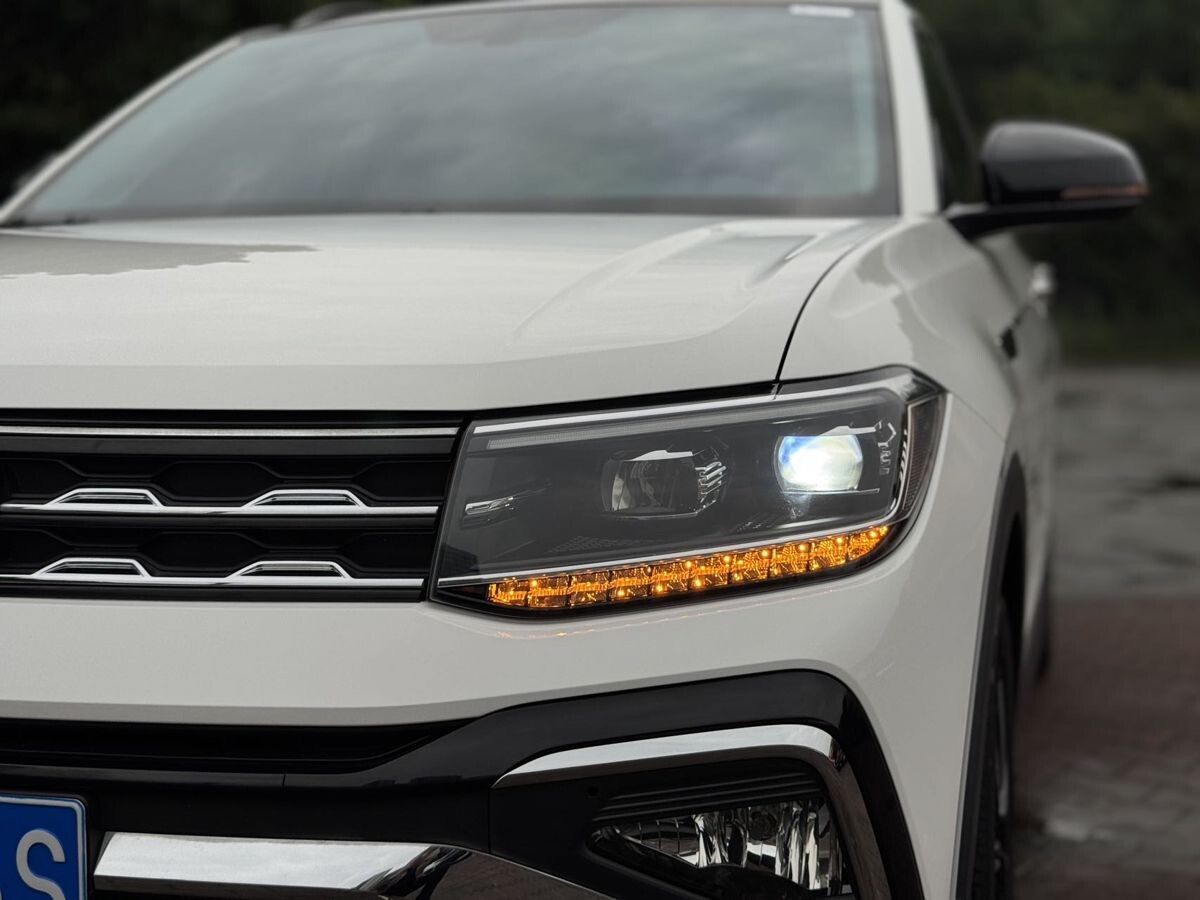 Volkswagen T-Cross 2022 - фото автомобиля