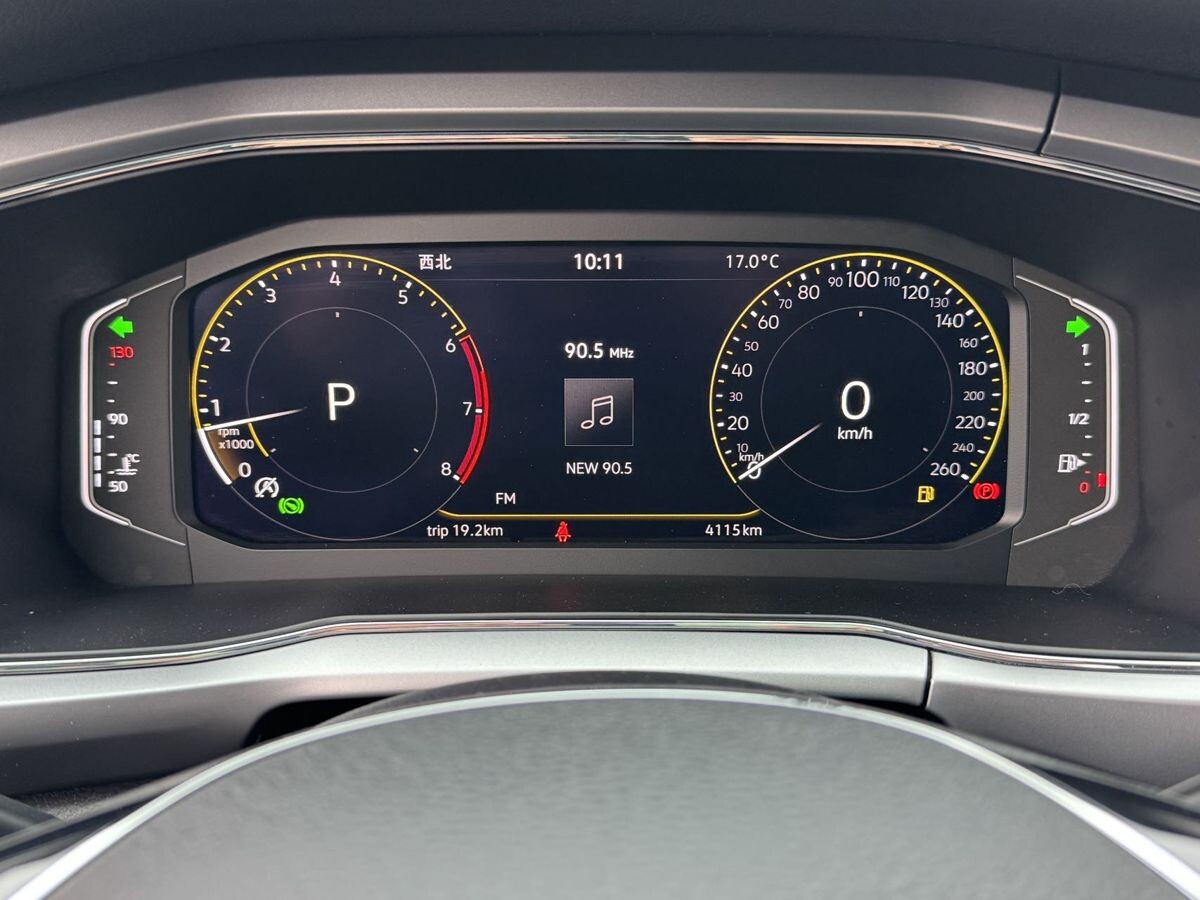 Volkswagen T-Cross 2022 - фото автомобиля