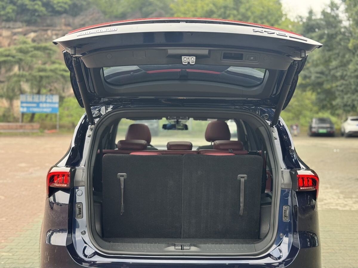 Jetour X70 Plus 2023 - фото автомобиля