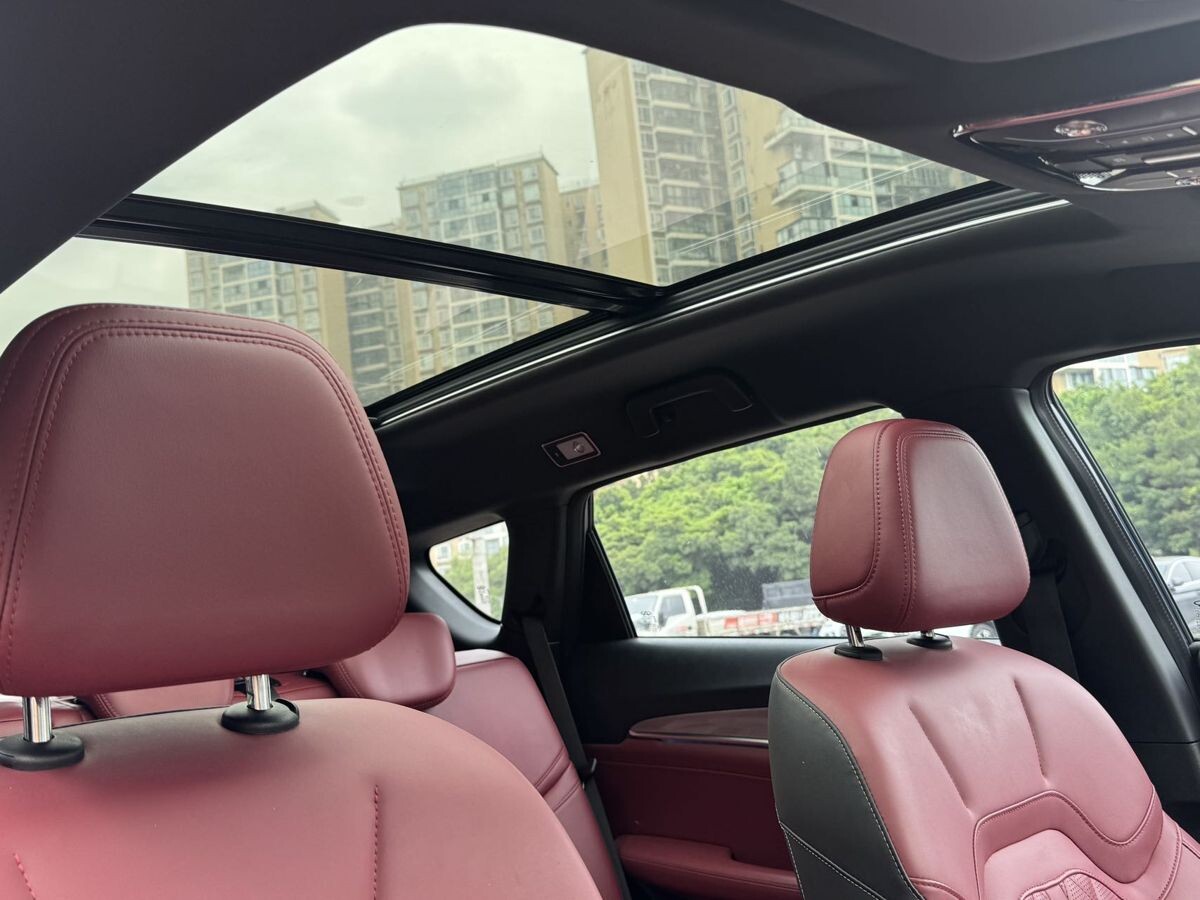 Jetour X70 Plus 2023 - фото автомобиля