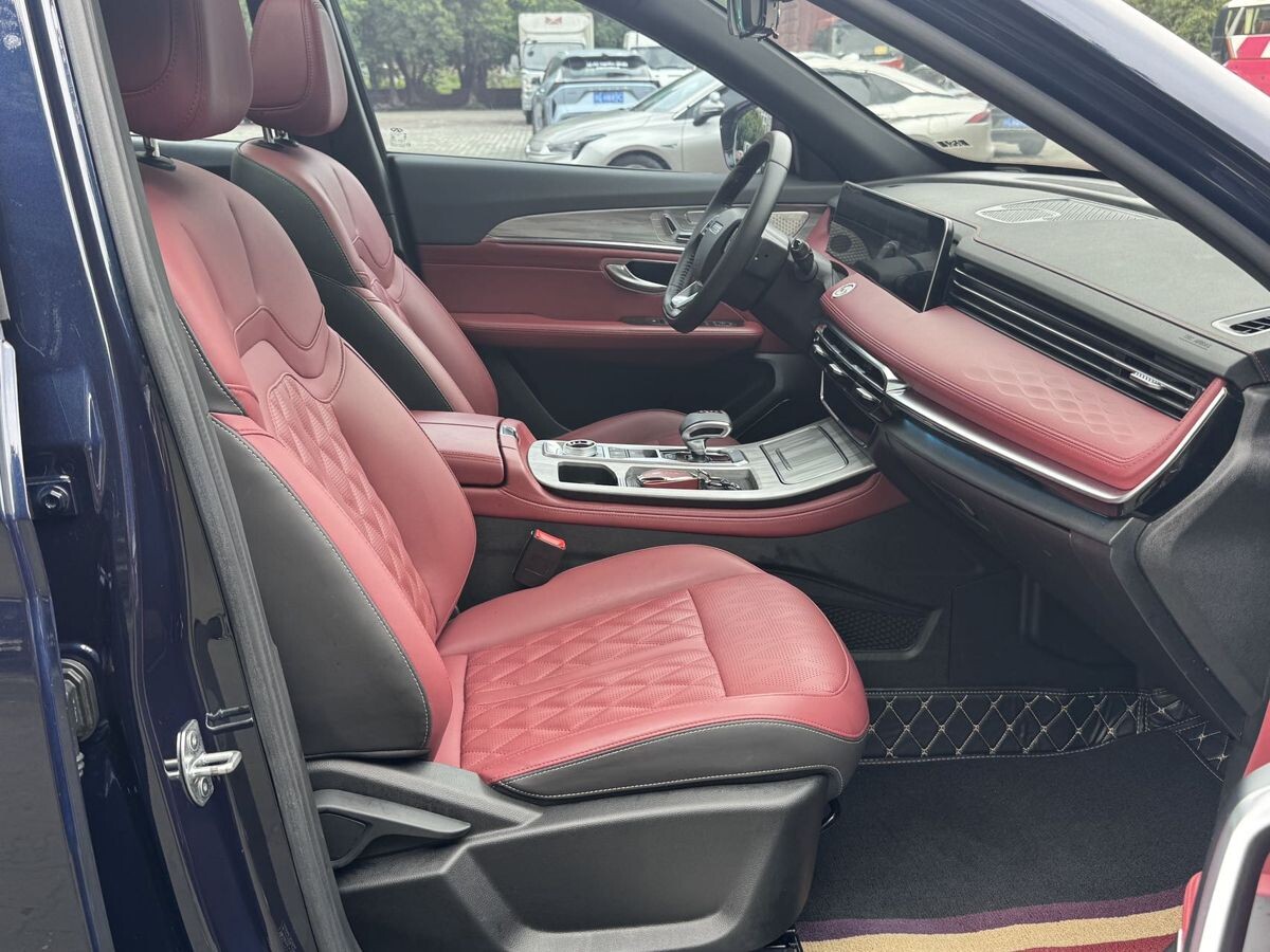 Jetour X70 Plus 2023 - фото автомобиля