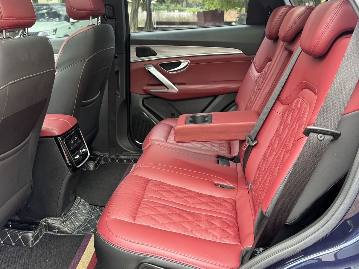 Jetour X70 Plus 2023 - фото автомобиля