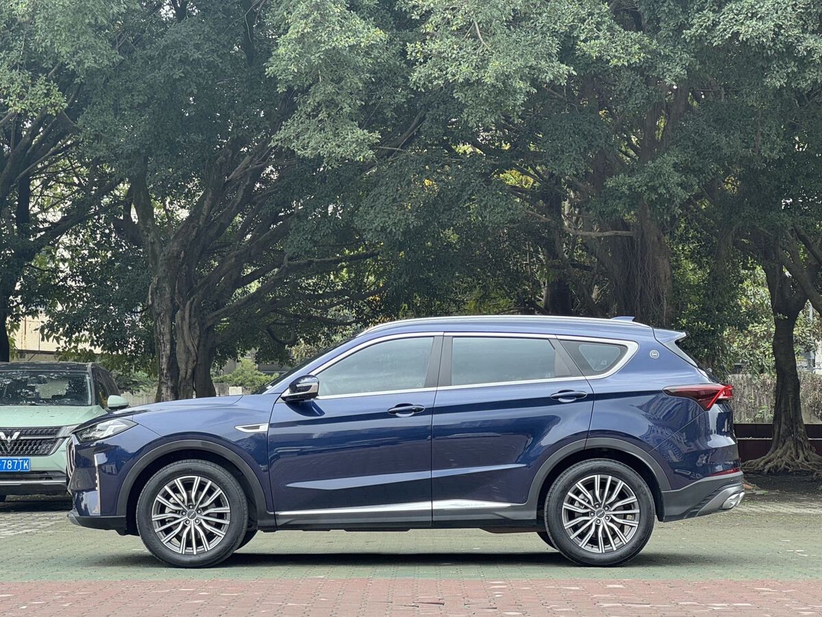 Jetour X70 Plus 2023 - фото автомобиля