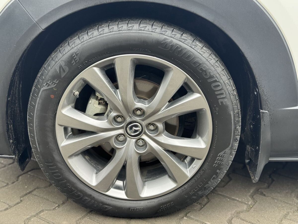 Mazda CX-30 2021 - фото автомобиля