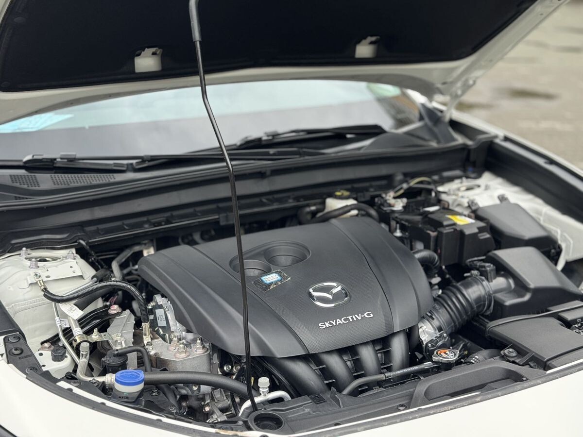 Mazda CX-30 2021 - фото автомобиля