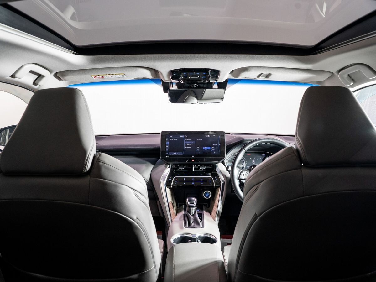 Toyota Harrier 2020 - фото автомобиля
