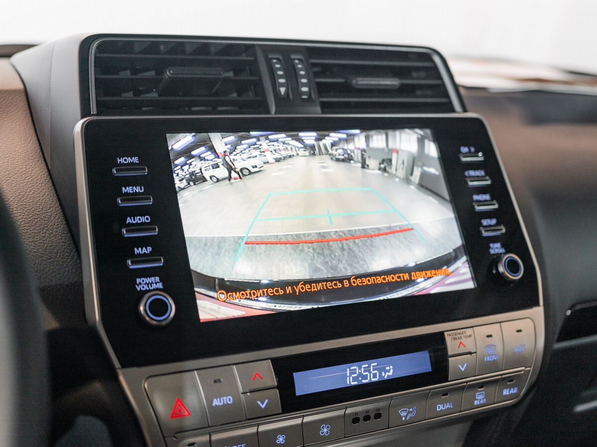 Toyota Land Cruiser Prado 2023 - фото автомобиля