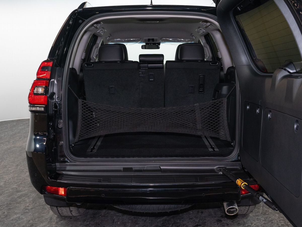 Toyota Land Cruiser Prado 2023 - фото автомобиля