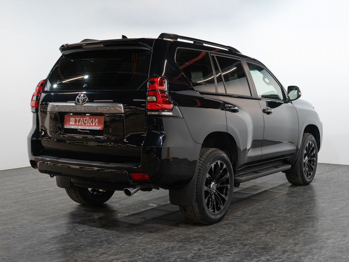 Toyota Land Cruiser Prado 2023 - фото автомобиля