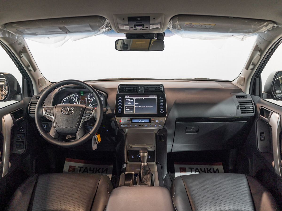 Toyota Land Cruiser Prado 2023 - фото автомобиля
