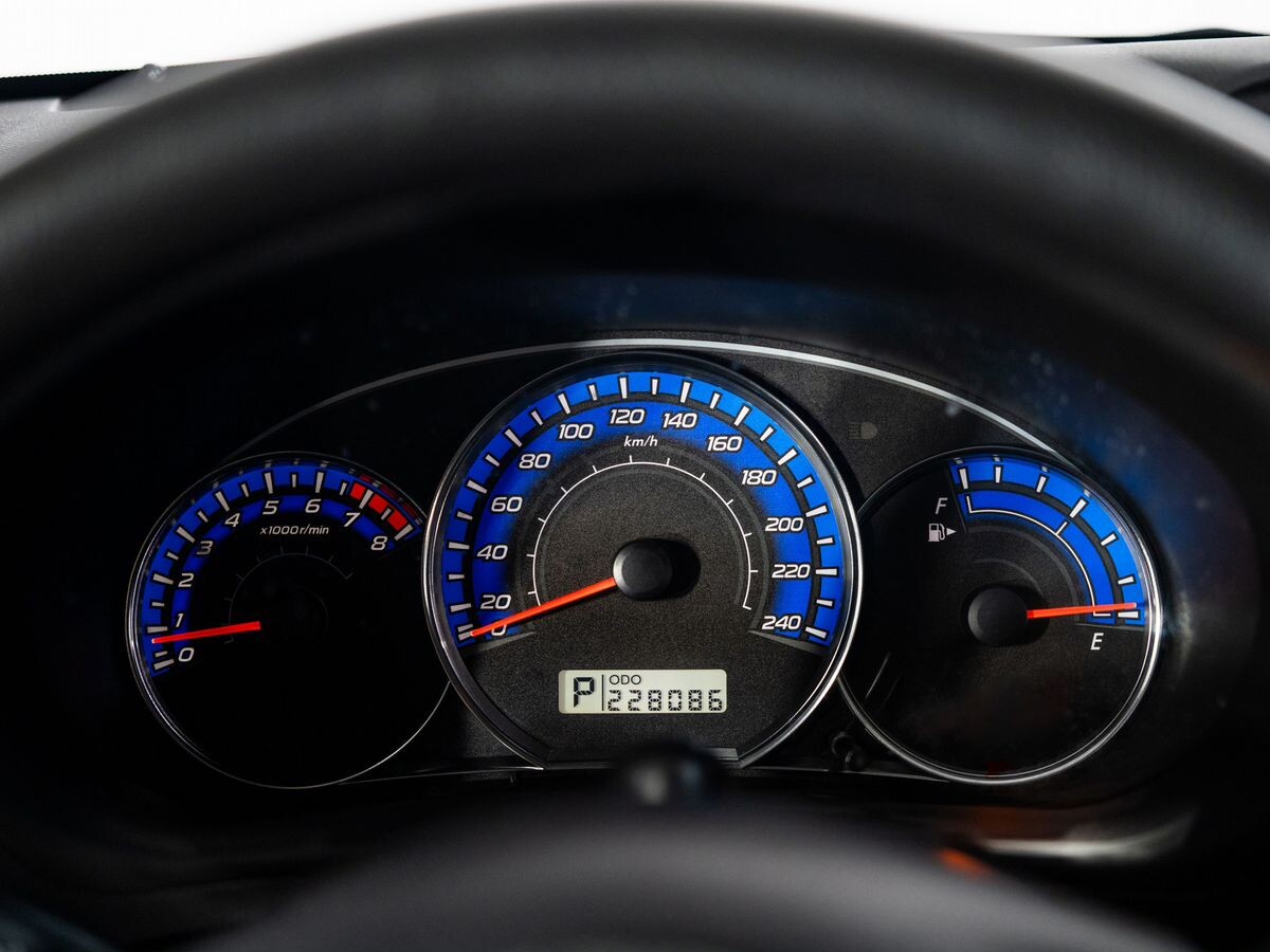 Subaru Forester 2008 - фото автомобиля