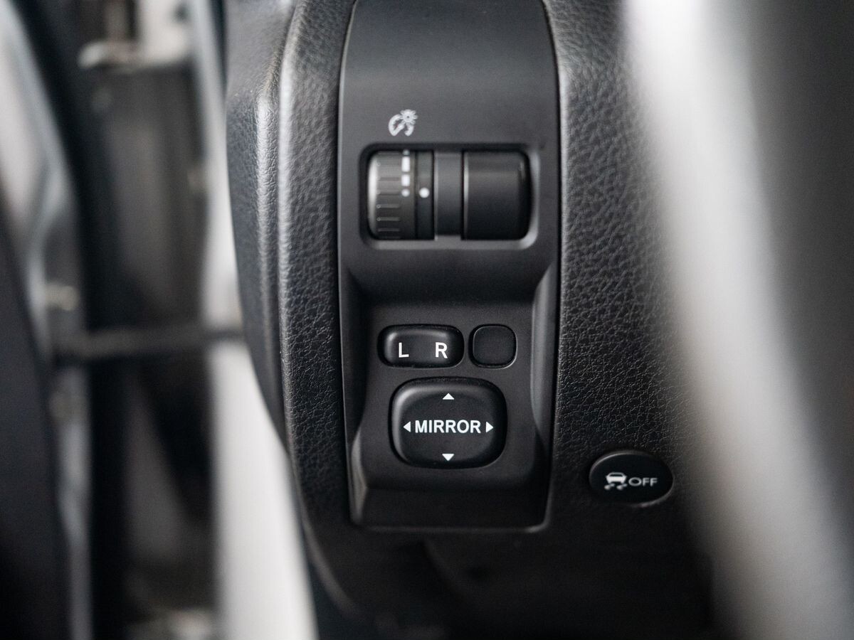 Subaru Forester 2008 - фото автомобиля