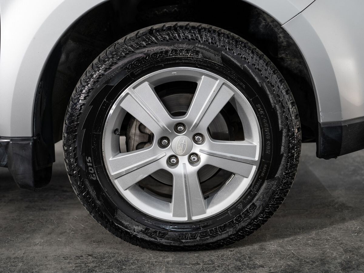 Subaru Forester 2008 - фото автомобиля