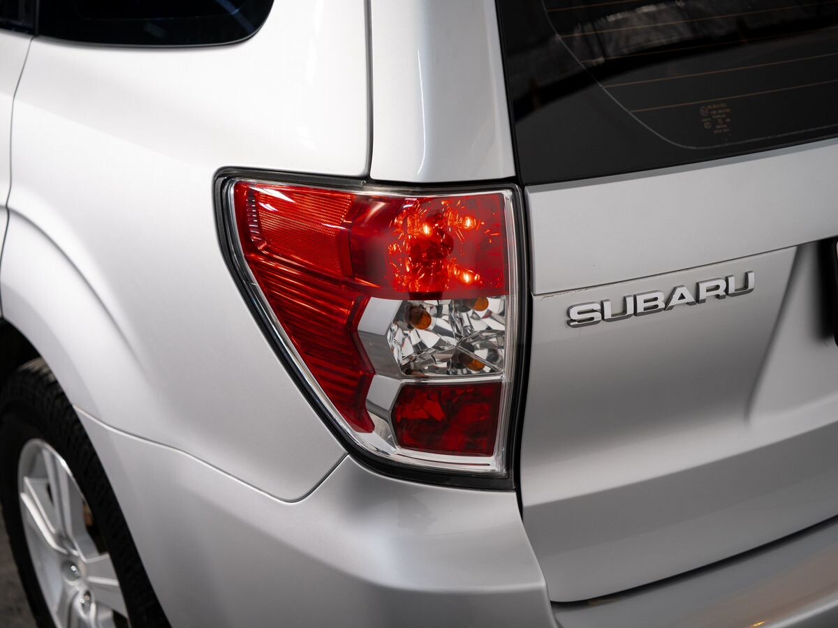 Subaru Forester 2008 - фото автомобиля