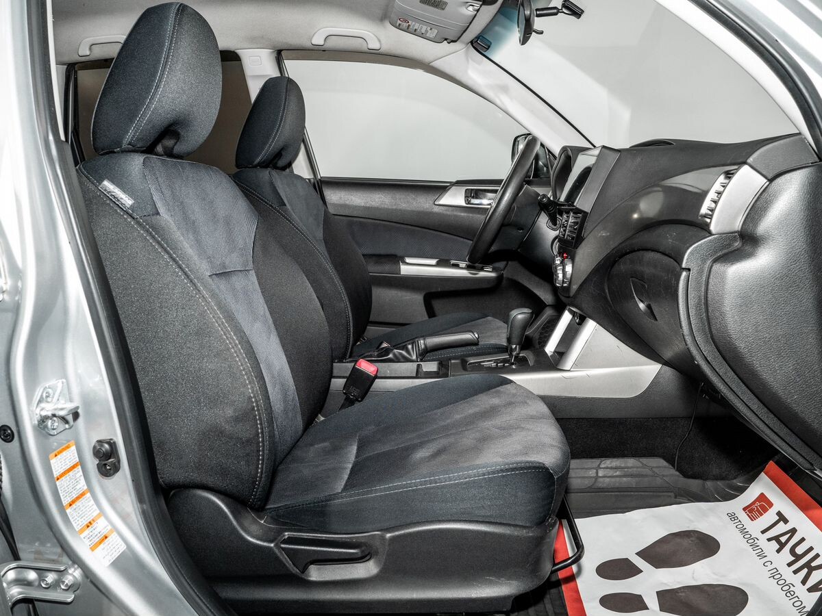 Subaru Forester 2008 - фото автомобиля