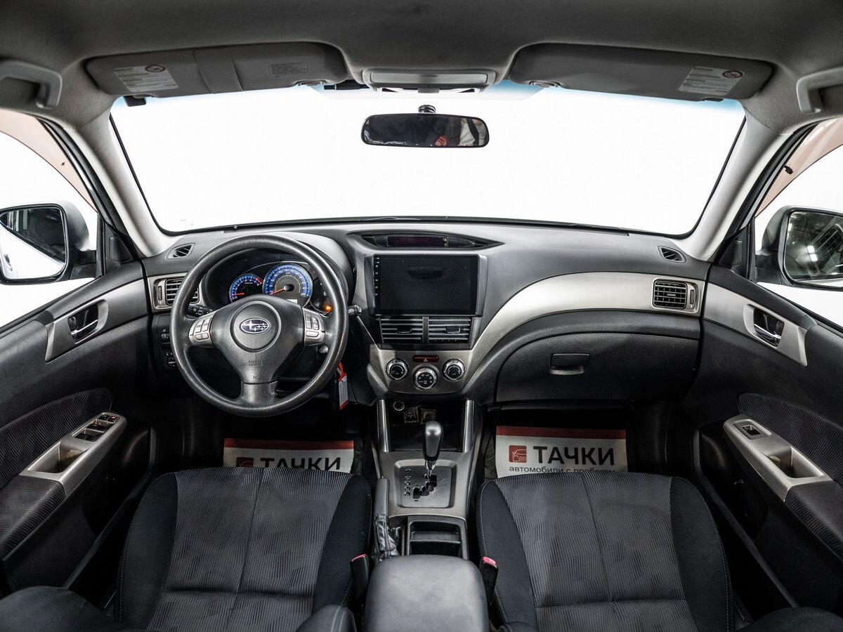 Subaru Forester 2008 - фото автомобиля