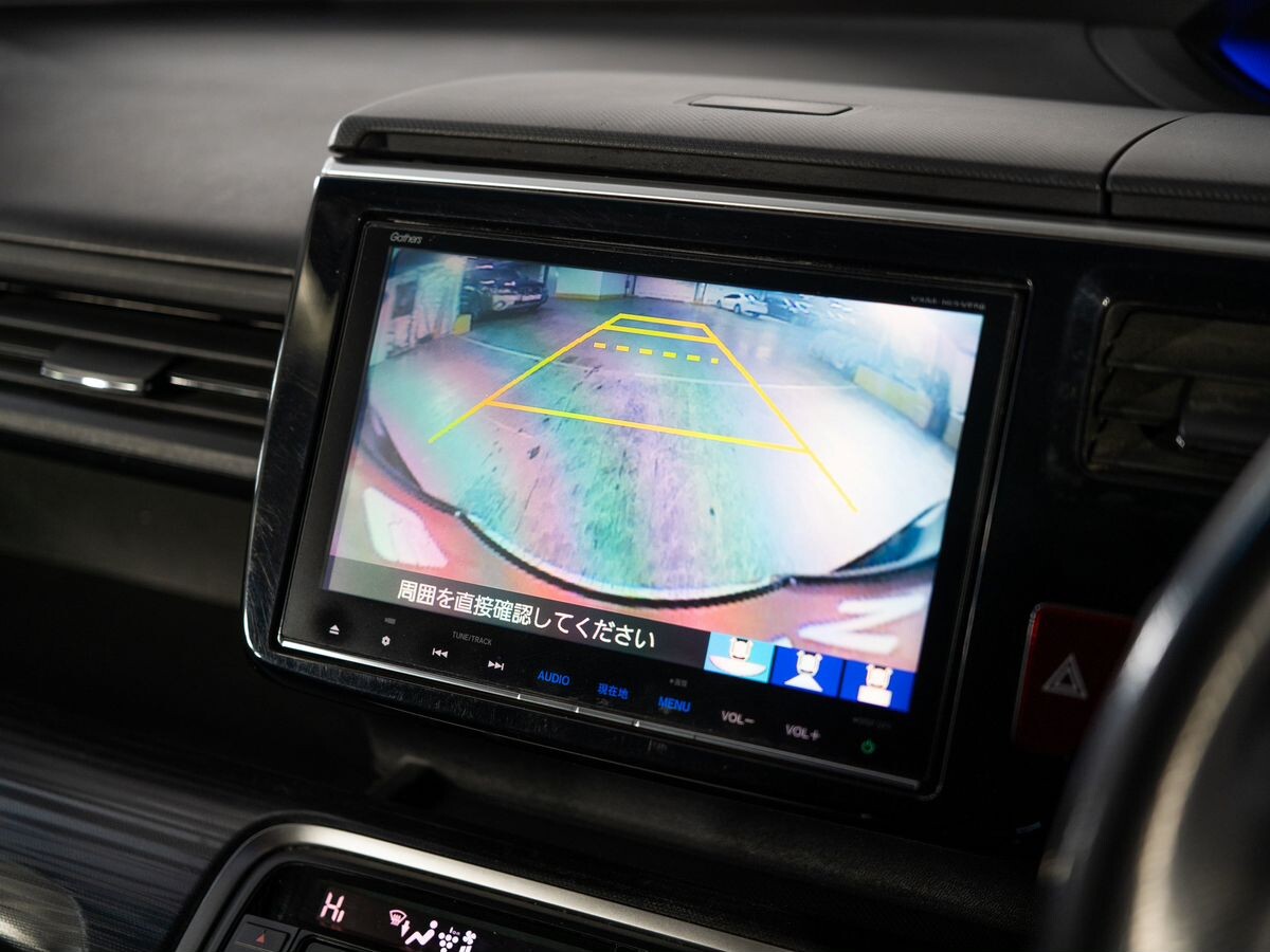 Honda Stepwgn 2016 - фото автомобиля