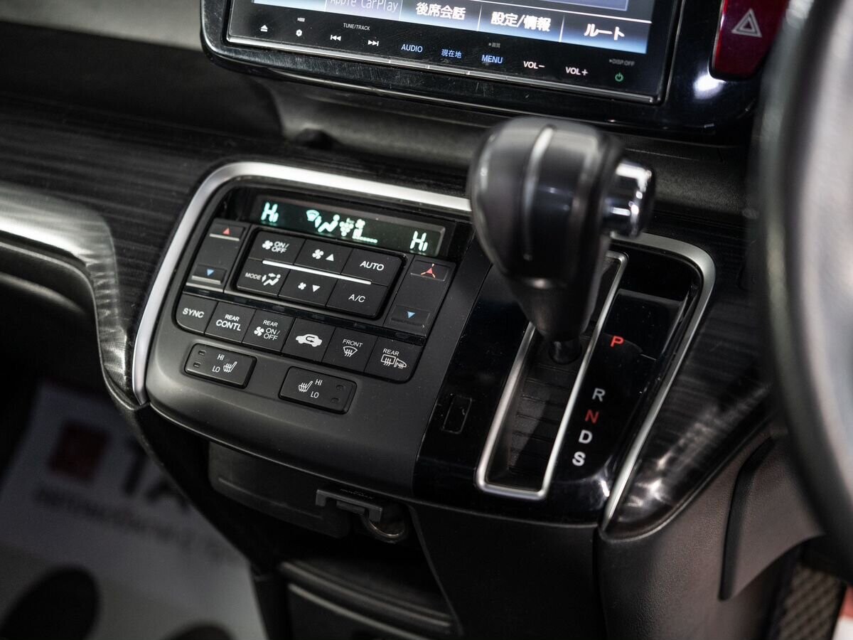 Honda Stepwgn 2016 - фото автомобиля