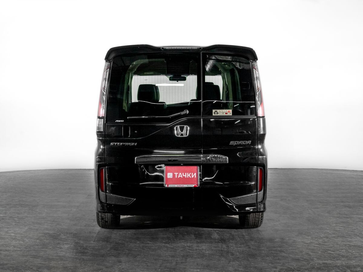 Honda Stepwgn 2016 - фото автомобиля