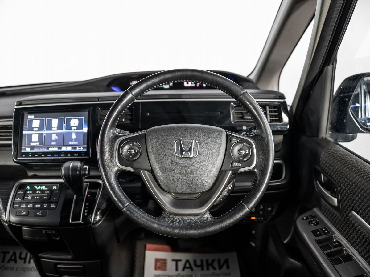 Honda Stepwgn 2016 - фото автомобиля