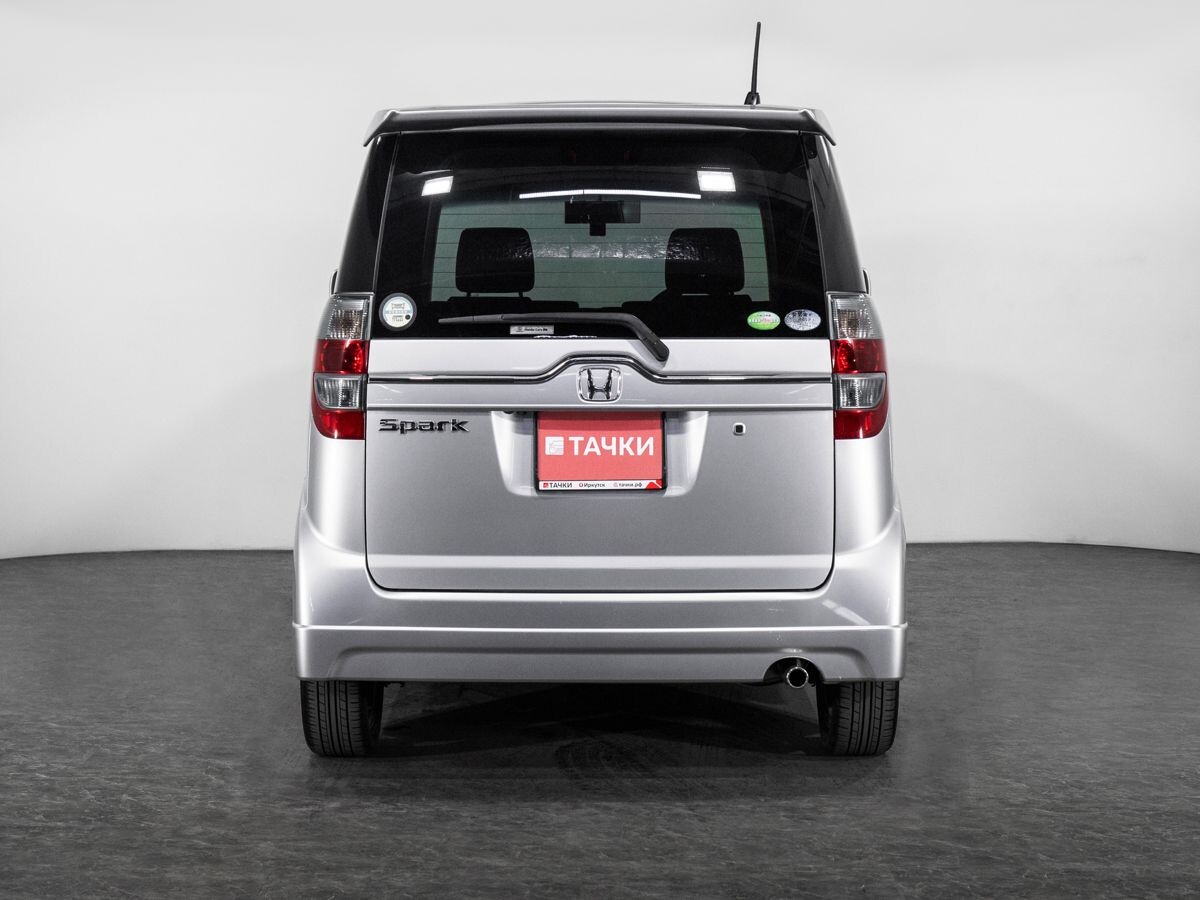 Honda Zest 2010 - фото автомобиля