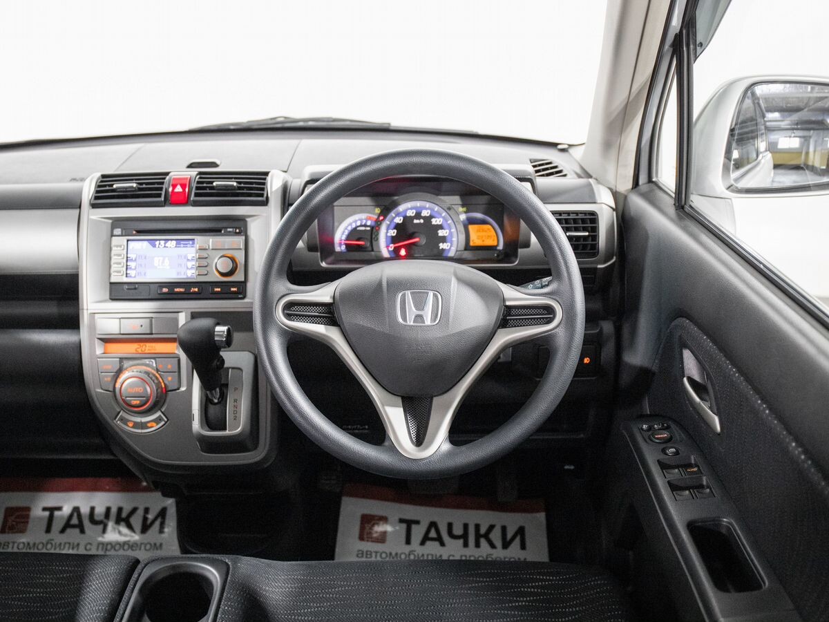 Honda Zest 2010 - фото автомобиля