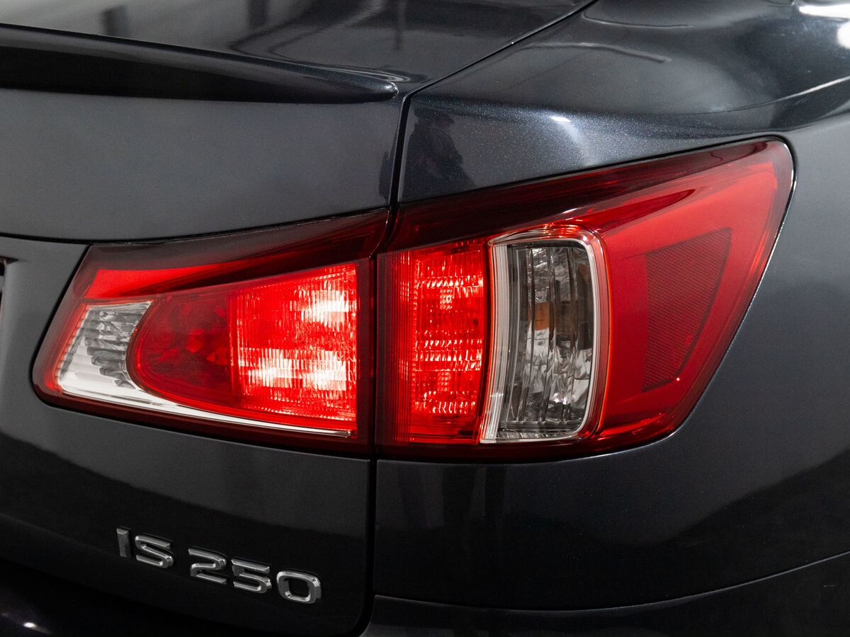 Lexus IS250 2011 - фото автомобиля