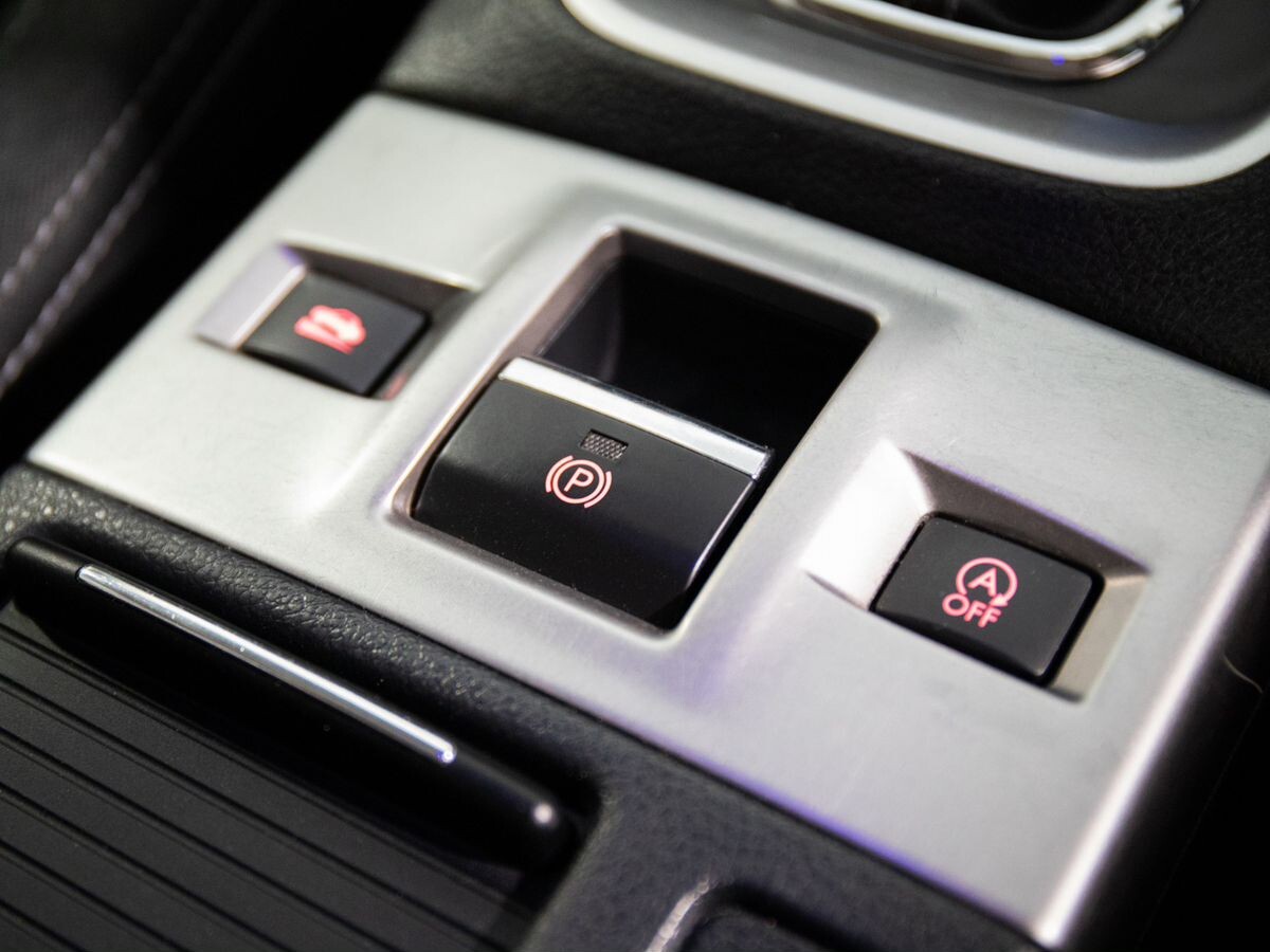 Subaru Levorg 2016 - фото автомобиля