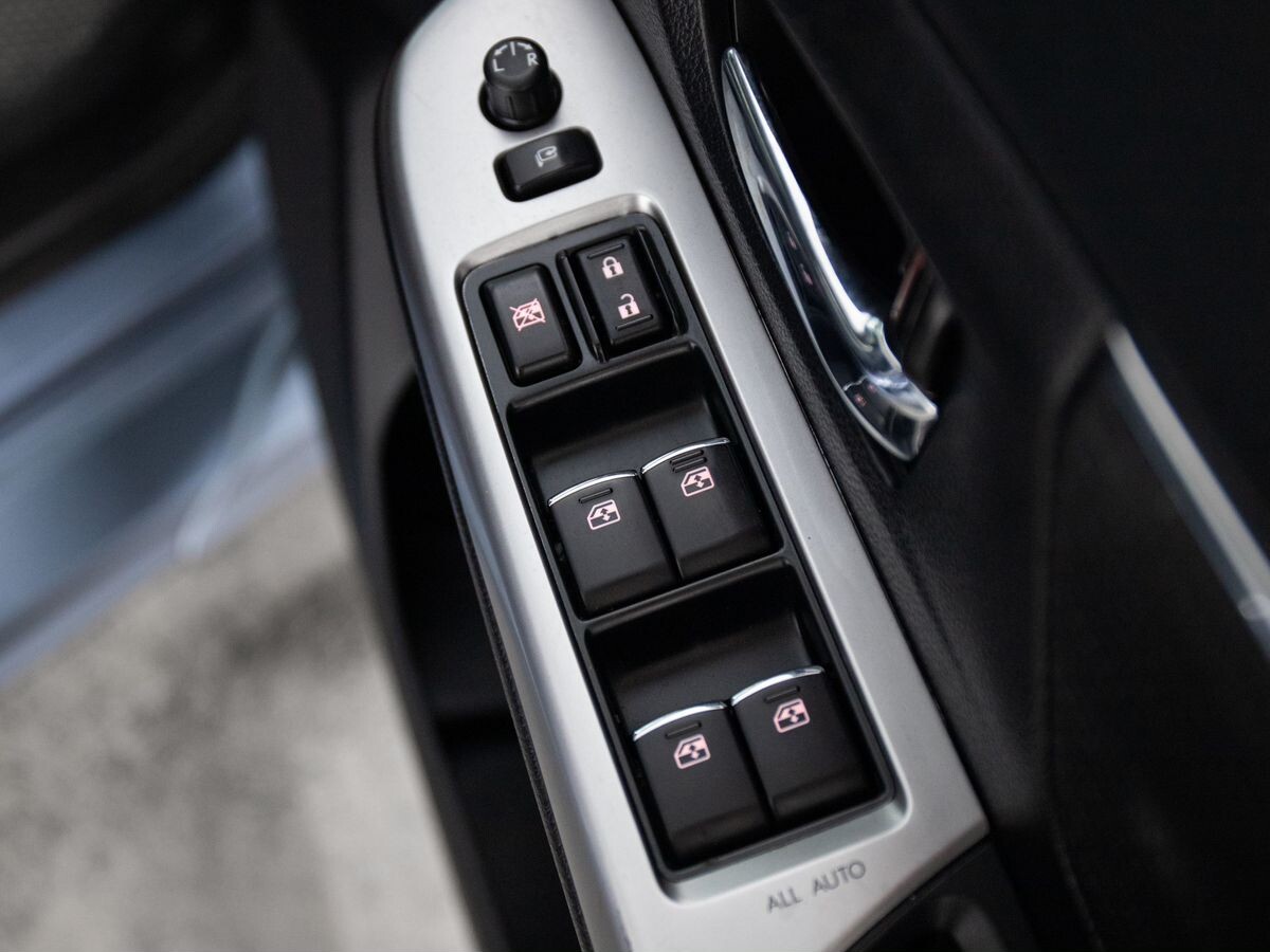 Subaru Levorg 2016 - фото автомобиля