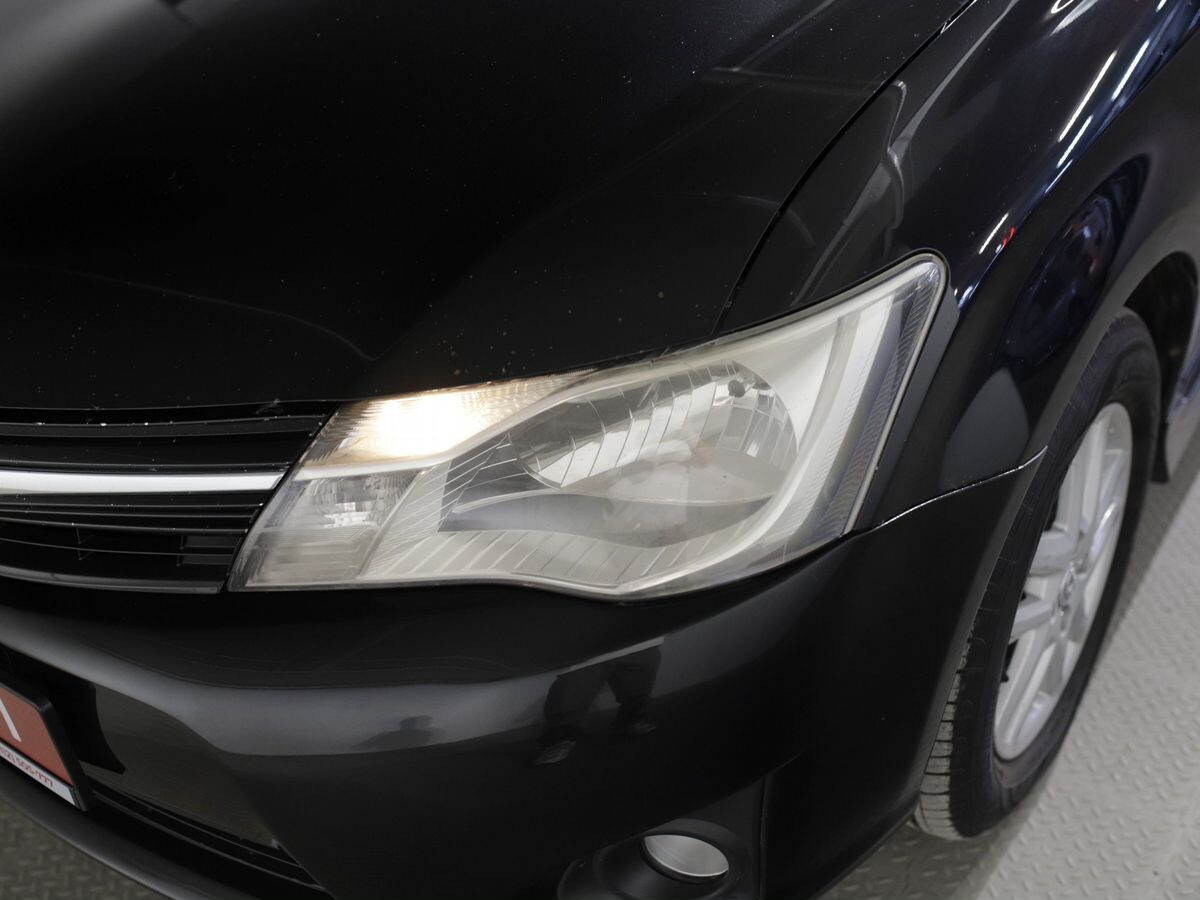 Toyota Corolla Fielder 2013 - фото автомобиля