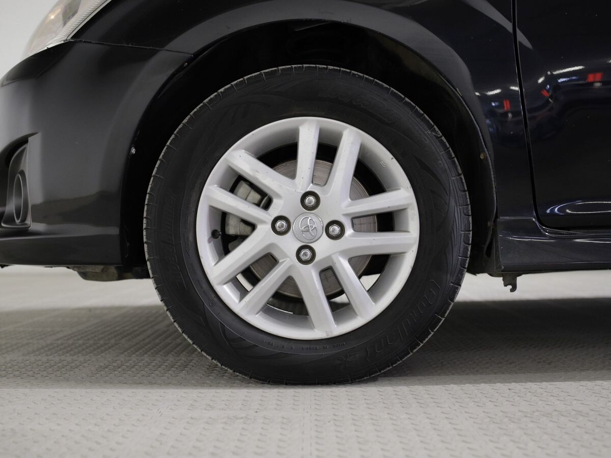 Toyota Corolla Fielder 2013 - фото автомобиля