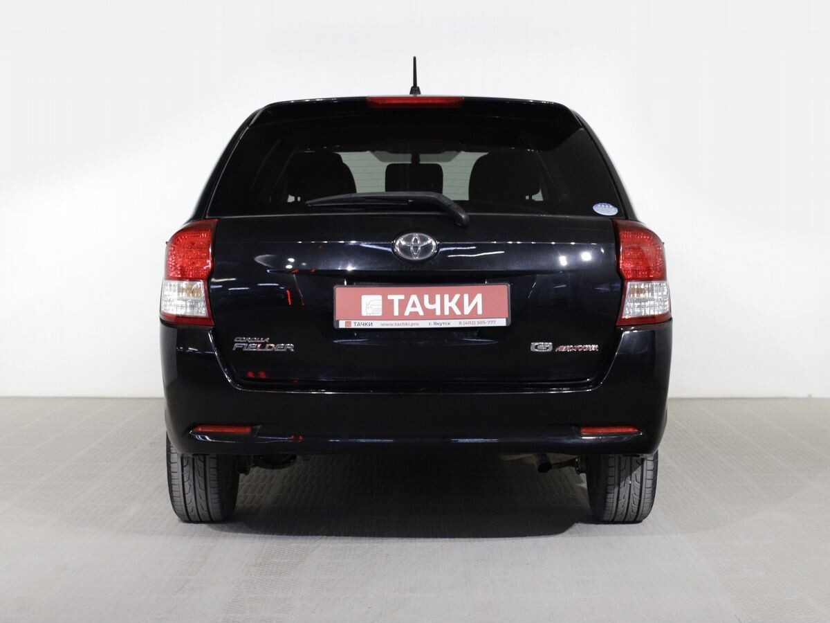 Toyota Corolla Fielder 2013 - фото автомобиля