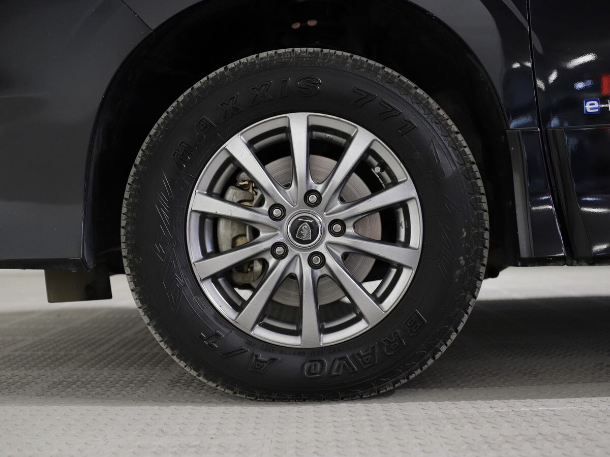 Nissan Serena 2019 - фото автомобиля