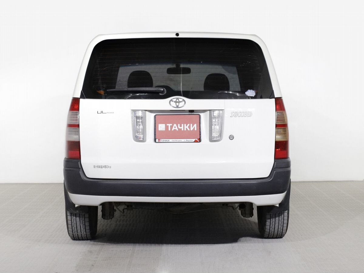 Toyota Succeed 2012 - фото автомобиля