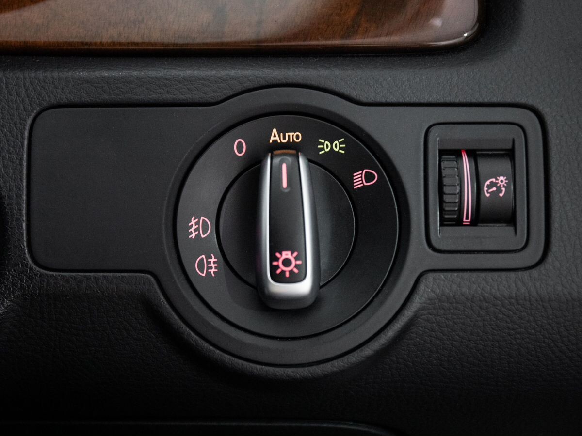 Volkswagen Passat 2013 - фото автомобиля