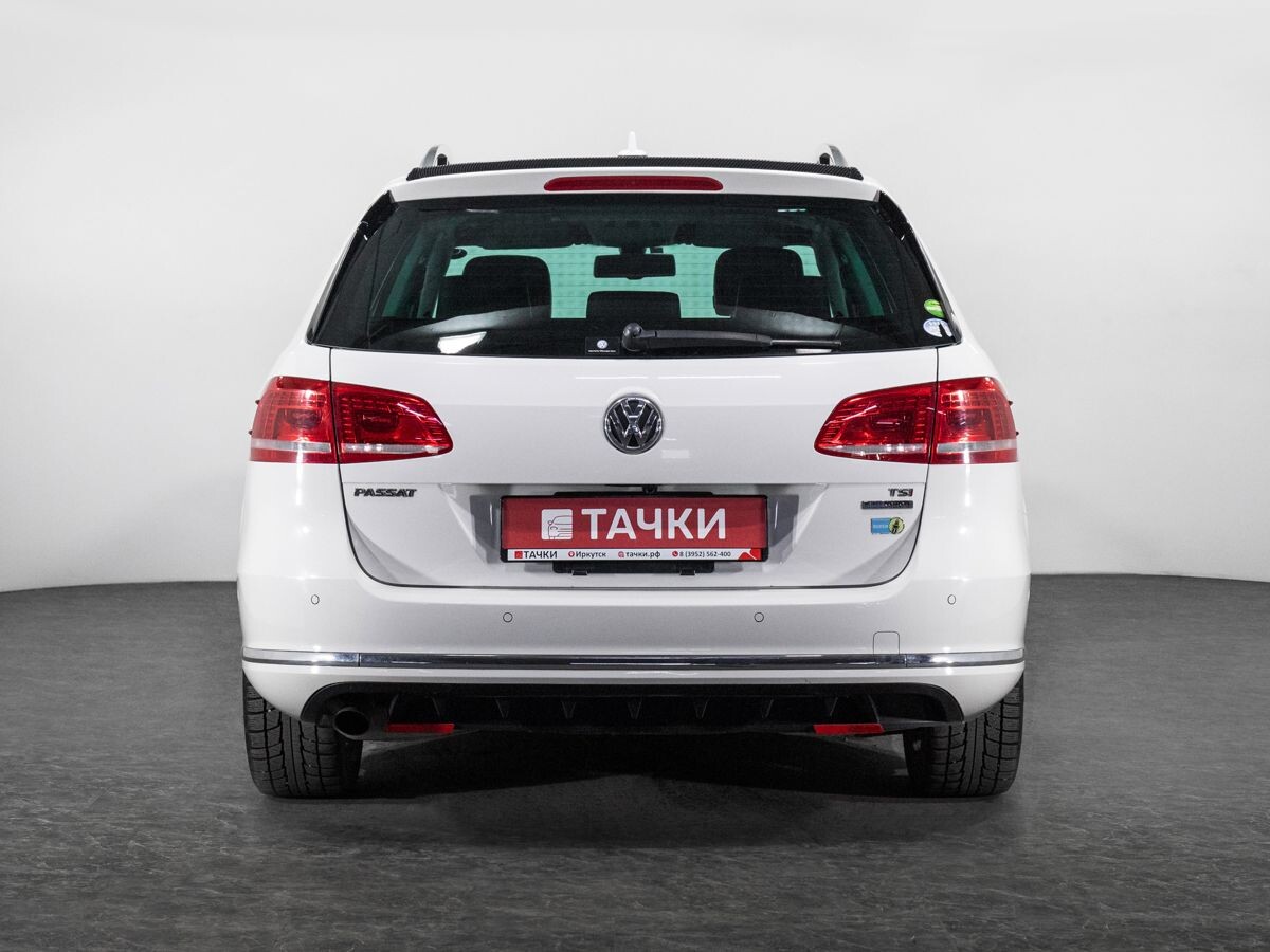 Volkswagen Passat 2013 - фото автомобиля