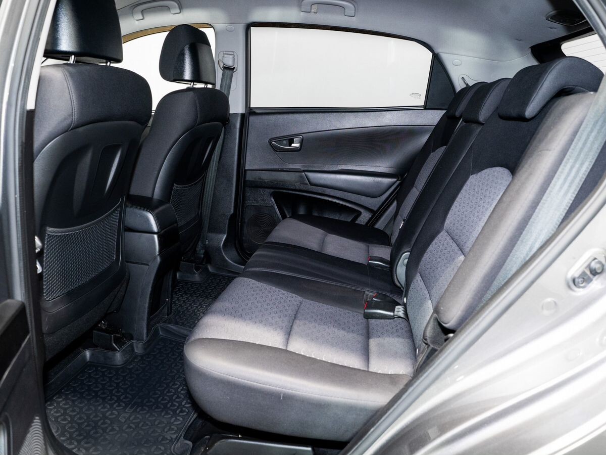 SsangYong Actyon 2013 - фото автомобиля