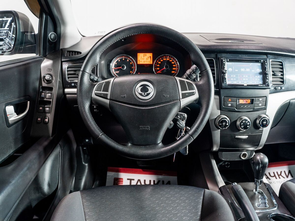 SsangYong Actyon 2013 - фото автомобиля