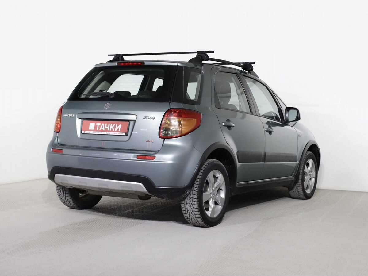 Suzuki SX4 2012 - фото автомобиля
